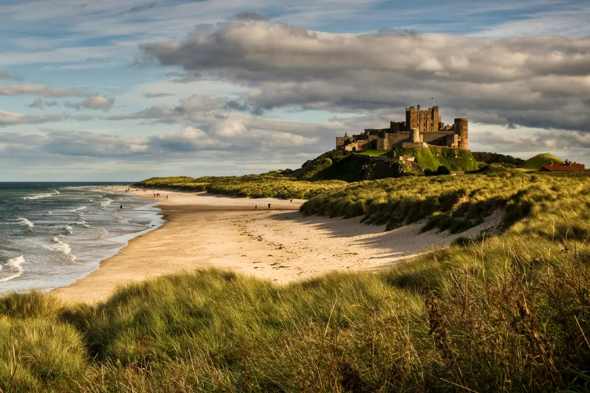 Read more about the article Bamburgh Coastal Escape: Top Things to See & Do