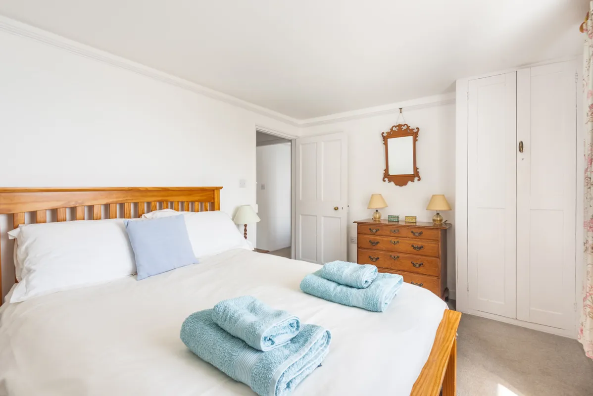 Another view of the double room with sea views
