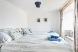 Comfortable furnishing throughout this lovely home from home