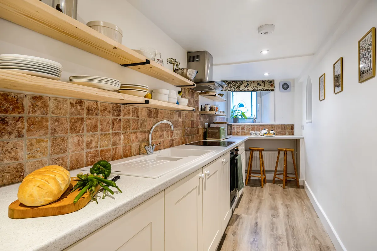 Meads Cottage, Charmouth: Cook up a storm with the fully furnished kitchen