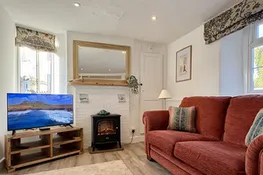 Meads Cottage, Charmouth: Enjoy watching the television after a day of adventures
