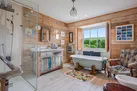The master bedroom en suite