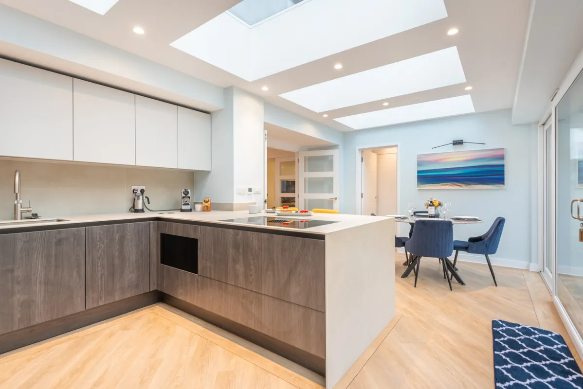 Another view of the cool kitchen.