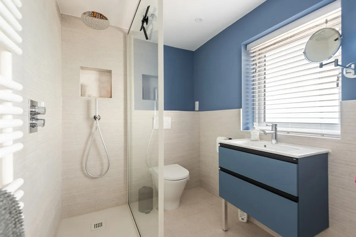 The en suite shower room for Bedroom 1