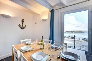 Lovely St. Ives Holiday Property