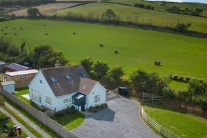 Middlecombe Lodge