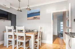 A closer look at the dining area.