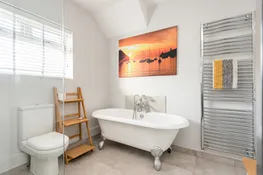 The family bathroom on the ground floor.
