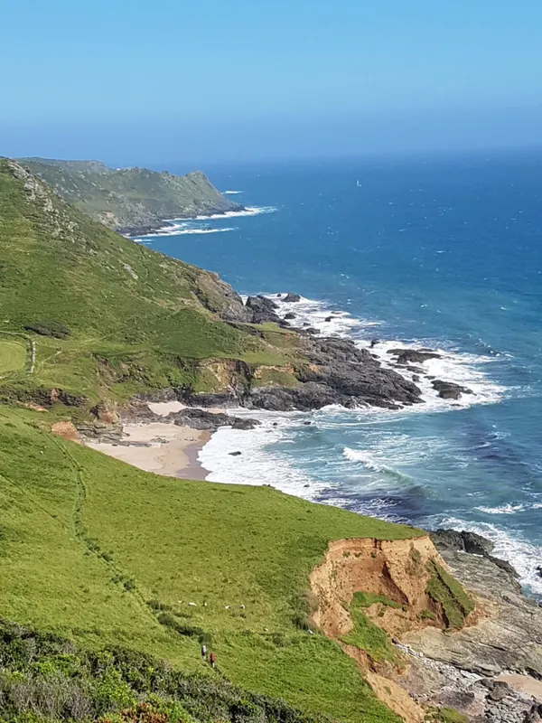 Seacombe Sands down from the famous Gara Rock Hotel.