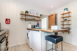 Another view of the kitchen.